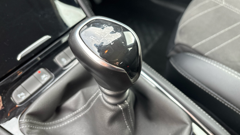 Vauxhall Grandland 1.2 Turbo Ultimate 5dr Petrol Hatchback